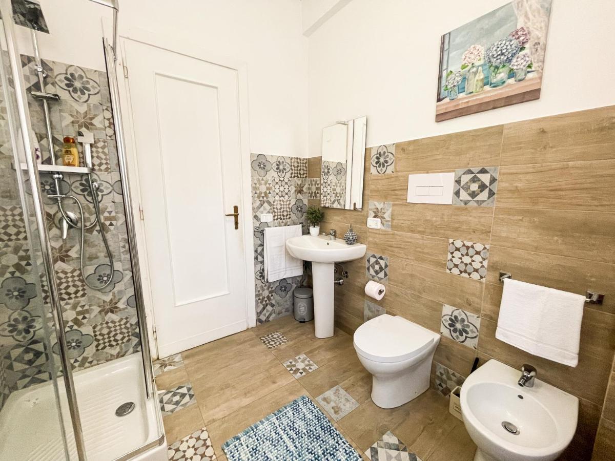 Al Politeama Rooms B&B Palermo Eksteriør bilde