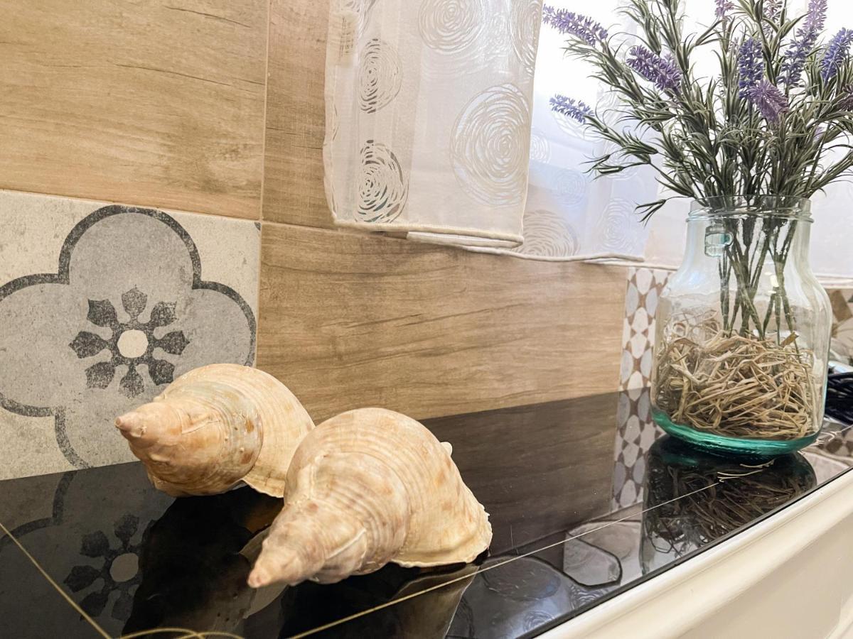 Al Politeama Rooms B&B Palermo Eksteriør bilde