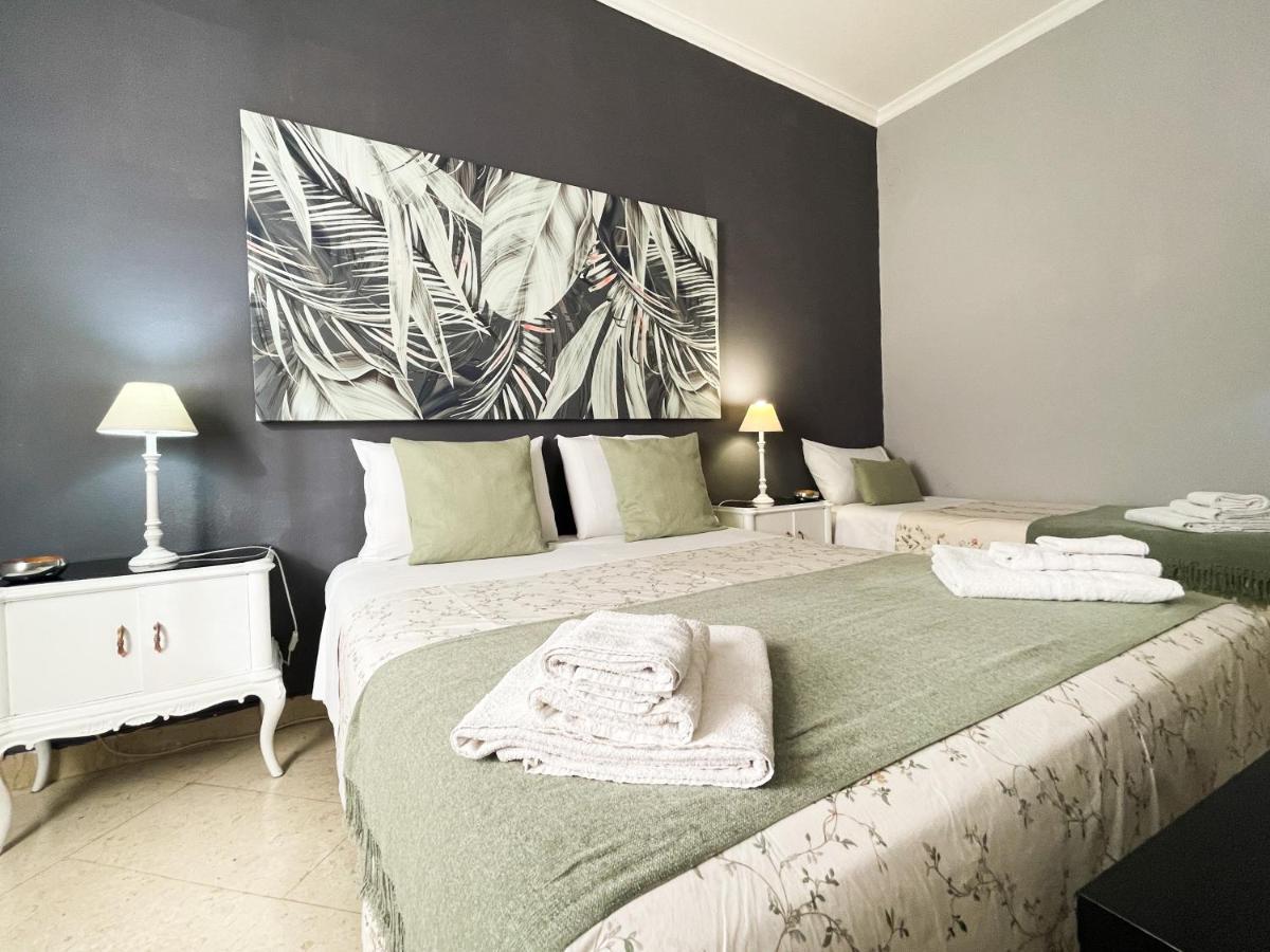 Al Politeama Rooms B&B Palermo Eksteriør bilde