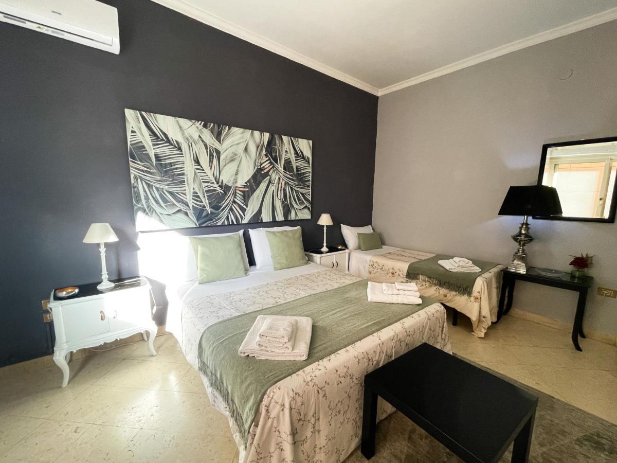 Al Politeama Rooms B&B Palermo Eksteriør bilde